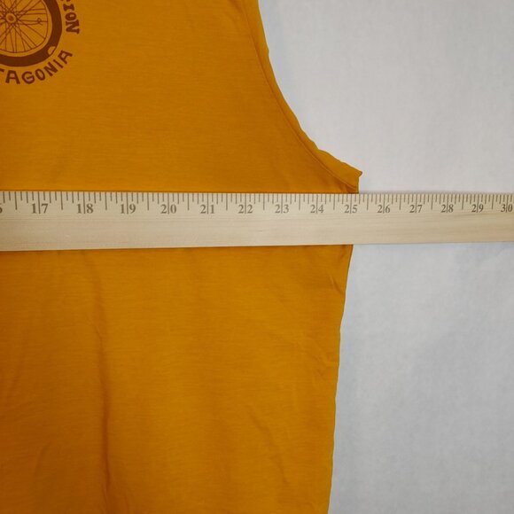 Patagonia Men's XXL Performance Crew Long Sleeve Tee "Tools For Revolution" Bike - Picture 13 of 14